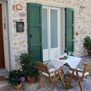 https://casa-rosy-tremosine.it-lombardy.com