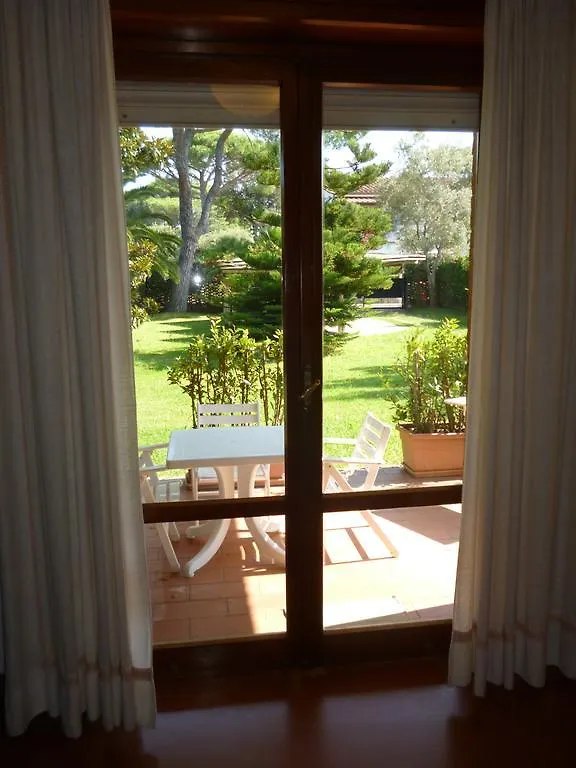 Villa Il Geranio Tirrenia Ferienhaus